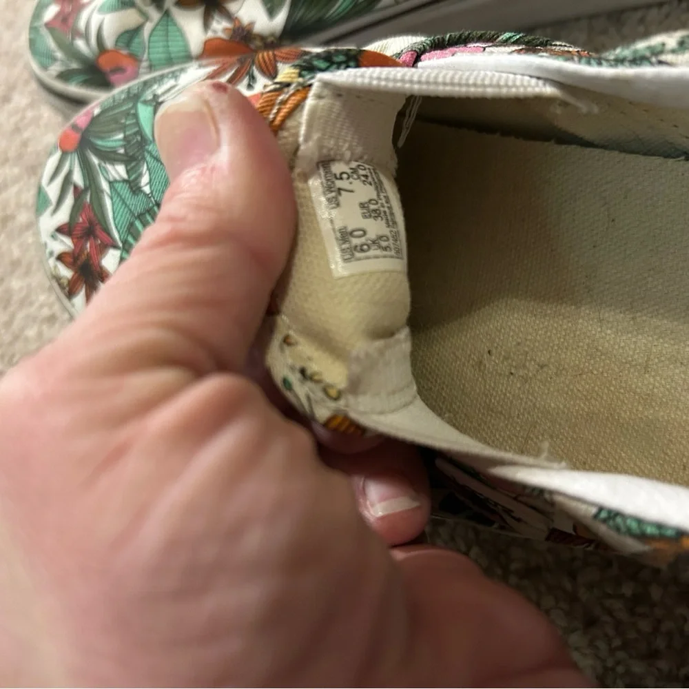 Vans Classic Slip-On Multi Tropic Floral Sneakers Shoes Size Mens 6 Womens 7.5 - Picture 6 of 6